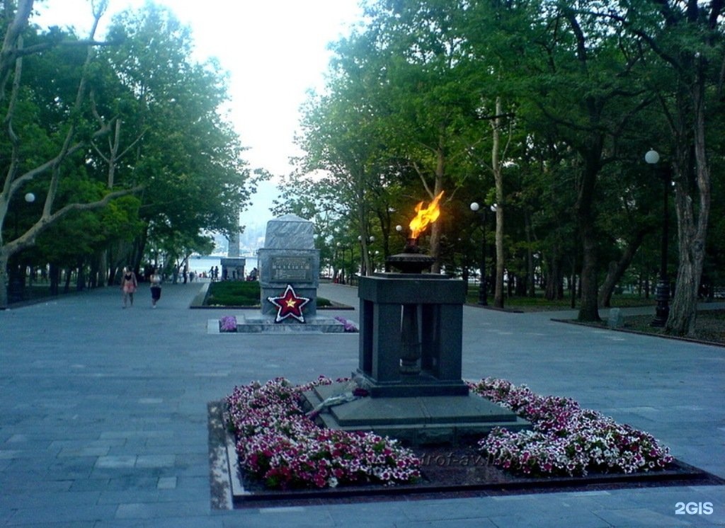 Октябрьская площадь новороссийск фото
