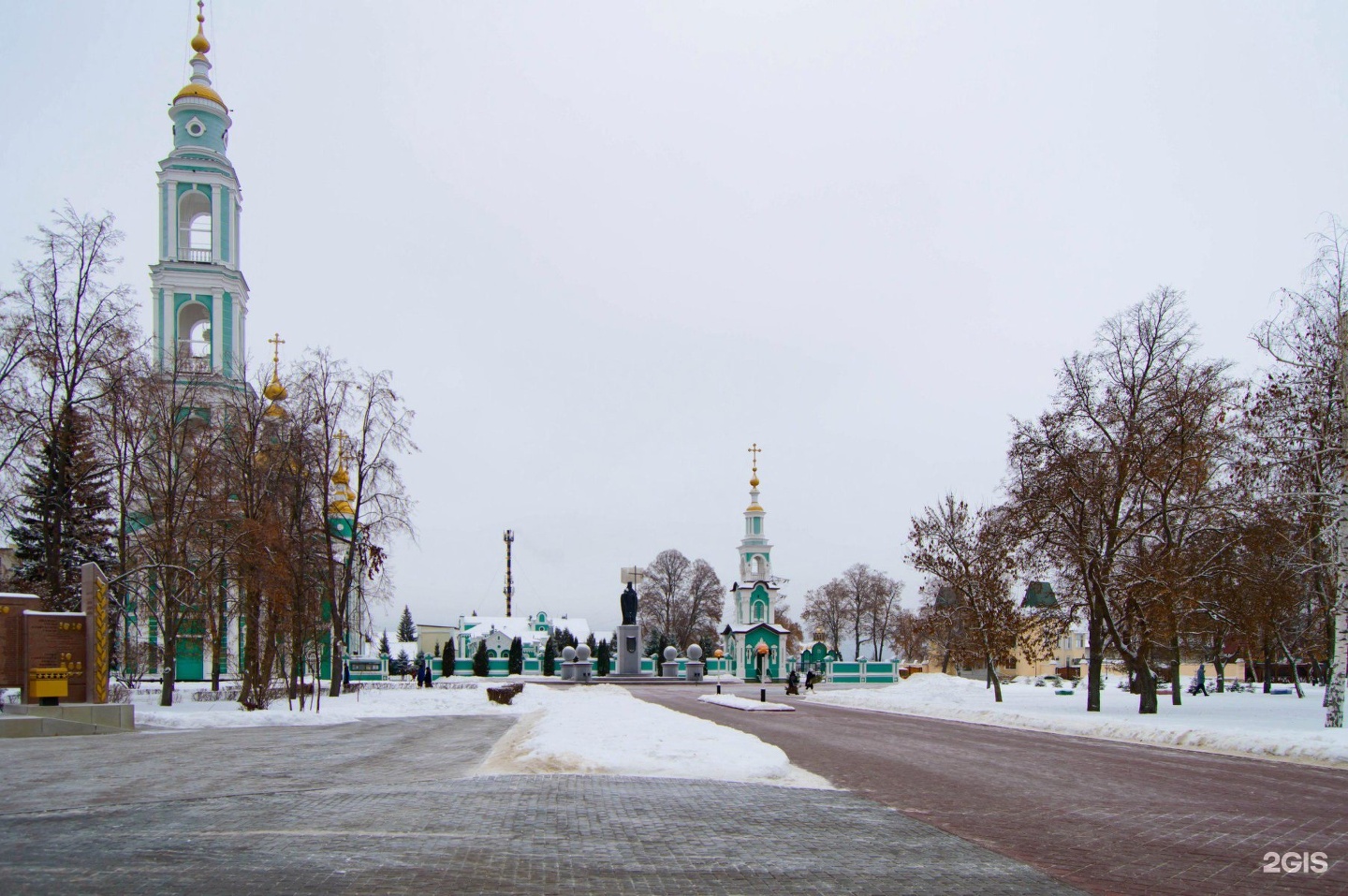 Омск соборная площадь сегодня. Соборная площадь Тамбов. Соборная площадь Ульяновск.