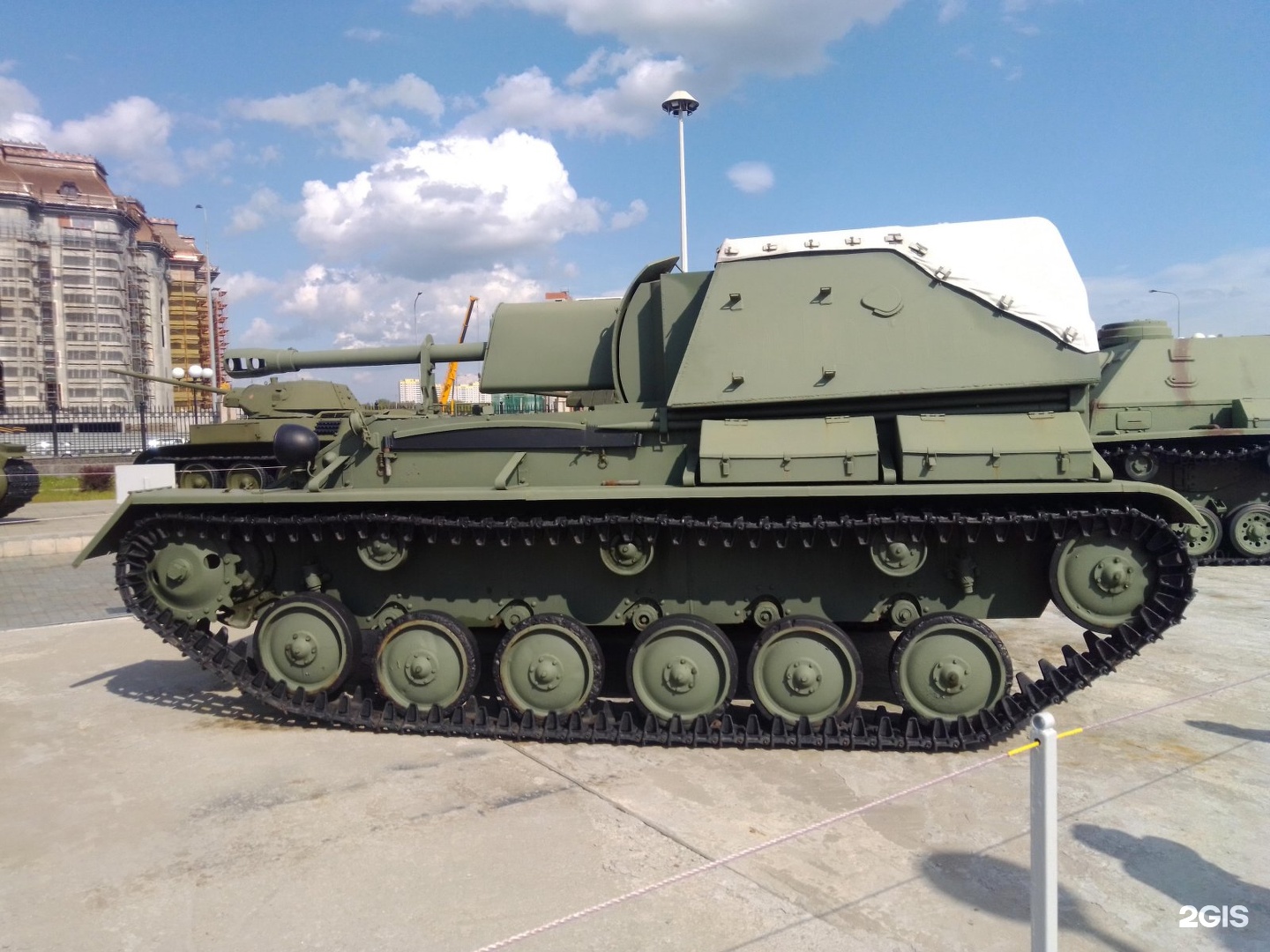 Су 76 с закрытой рубкой.
