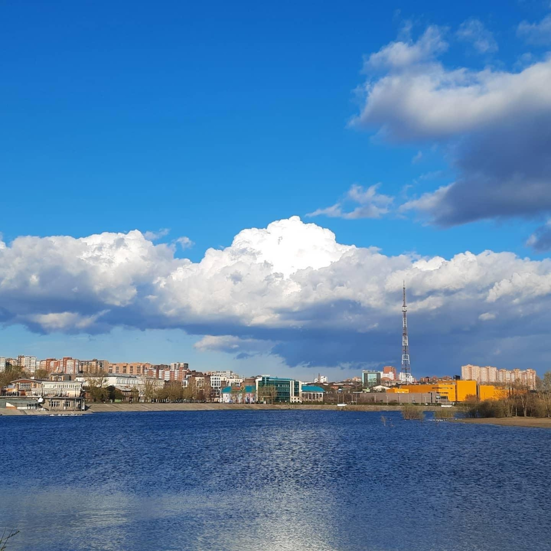 Радиан, деловой центр, улица Розы Люксембург, 184, Иркутск — 2ГИС