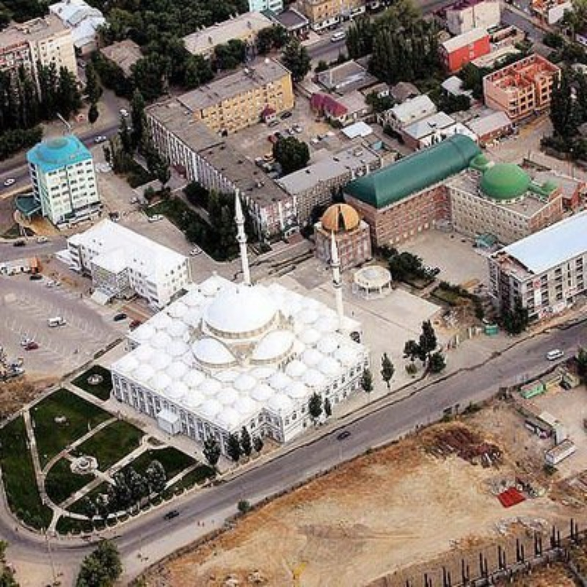 СберБанк, проспект Петра Первого, 129, Махачкала — 2ГИС