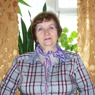 Нина Азарова