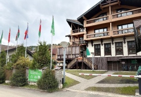 Отель Green Ландия в Республике Алтай