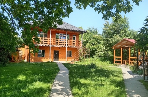 пос. Каменномостский: Коттедж Хижина