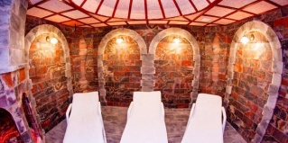 Уяндыково: Отель Алая Роза