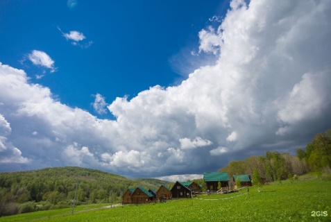 Верх-Ики: Апартаменты Гора u дачи