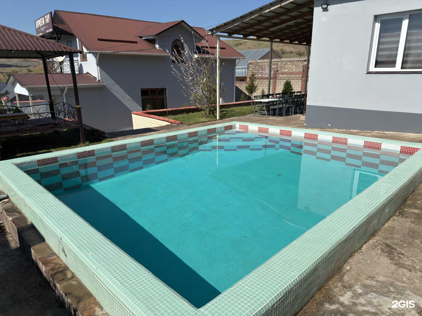 Korkem Tau