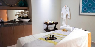 Dubai: Отель Holiday Inn Dubai Festival City IHG