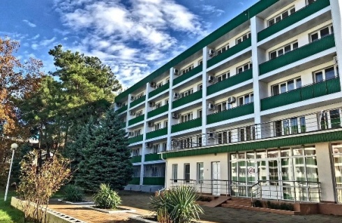 с. Дивноморское: Отель Энергетик