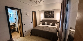 Светлый: Глэмпинг Земля медведей