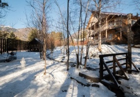 Коттедж Дом у реки в Аршане