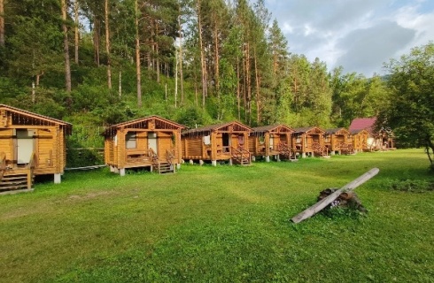 с. Узнезя: Турбаза Тихий стан