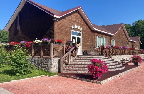 пос. Термальный: Турбаза Лесная поляна