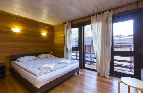 Новый Афон: Коттедж Eco Village