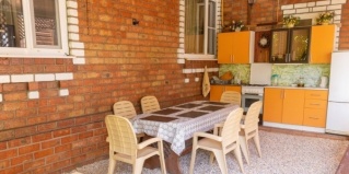 Должанская: Гостевой дом Уютный отдых