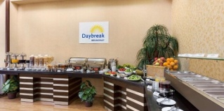 Баку: Отель Days inn hotel