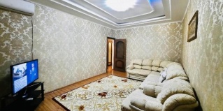 Алматы: Апартаменты Yesenov Hostel