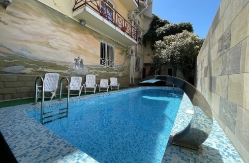 Лазаревское пос.: Гостевой дом Ла-манча