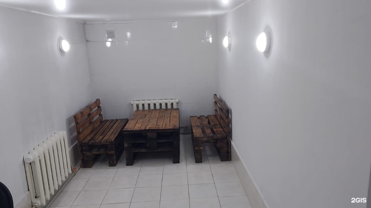 Жаркий Двор