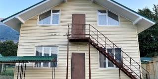 Архыз: Коттедж Кругозор 2