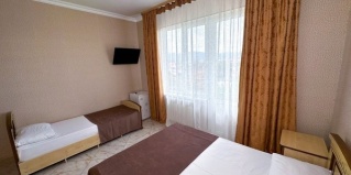 Сириус: Коттедж Светлана