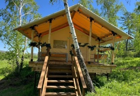 Глэмпинг Наедине на озере Банное