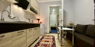 Гагра: Гостевой дом Дача Лора