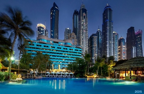 Dubai: Курортный отель Le Meridien Mina Seyahi
