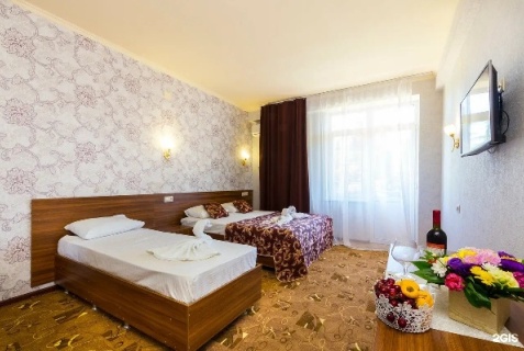 Гячрыпш: Отель Лазурь