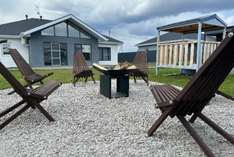 Каменка: Коттедж dom_v_skazke