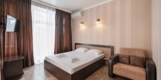 Лазаревское: Гостевой дом Эллада