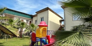 Гудаута: Отель Дени Дельмар