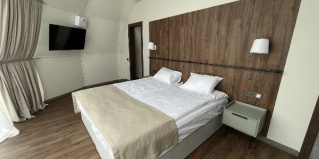 Большое Голоустное: Турбаза Роса