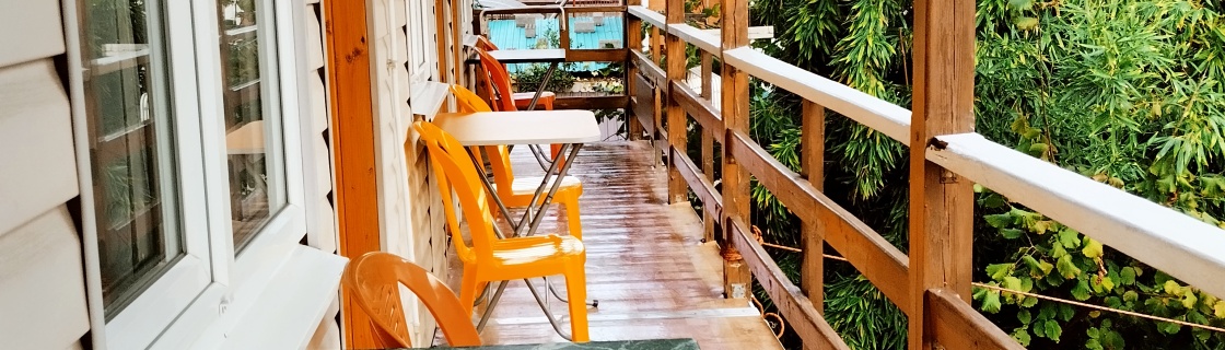 Лазаревское: Гостевой дом Белый ирис